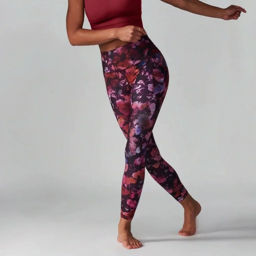 Athleta Salutation Stash Pocket II Printed Tight size 3X Dappled Bloom